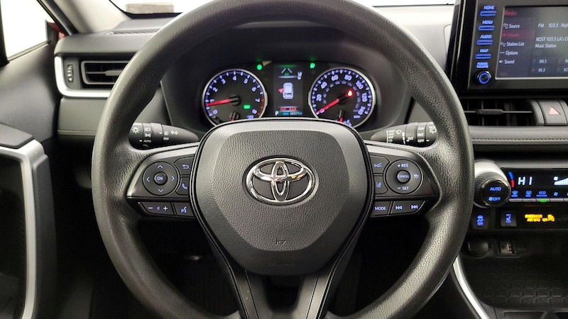 2019 Toyota RAV4 XLE 10