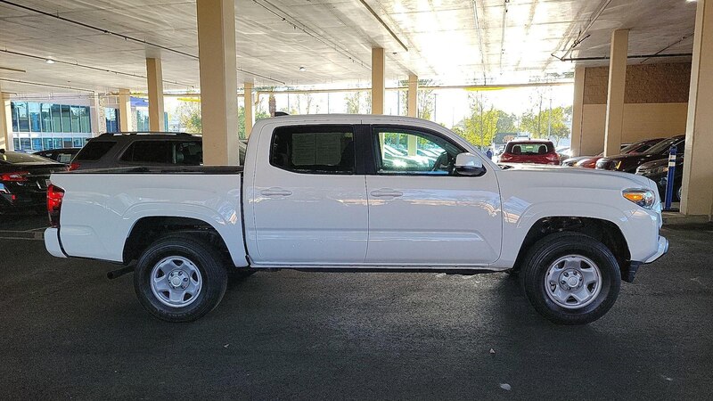 2022 Toyota Tacoma SR 4