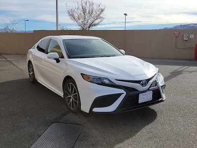 2022 Toyota Camry SE -
                Los Angeles, CA