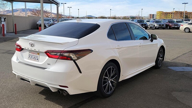 2022 Toyota Camry SE 5