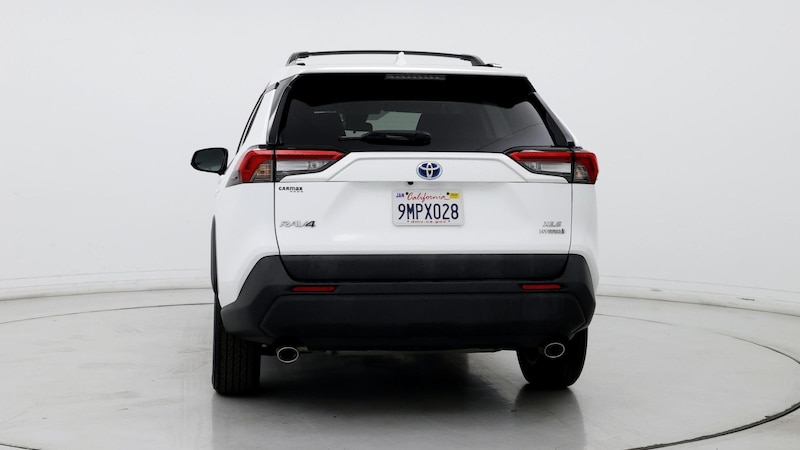 2021 Toyota RAV4 XLE 6