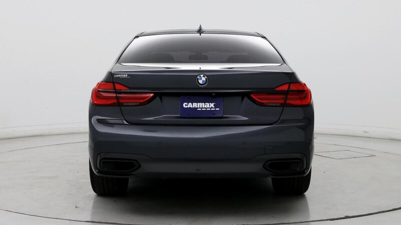 2019 BMW 7 Series 740i 6