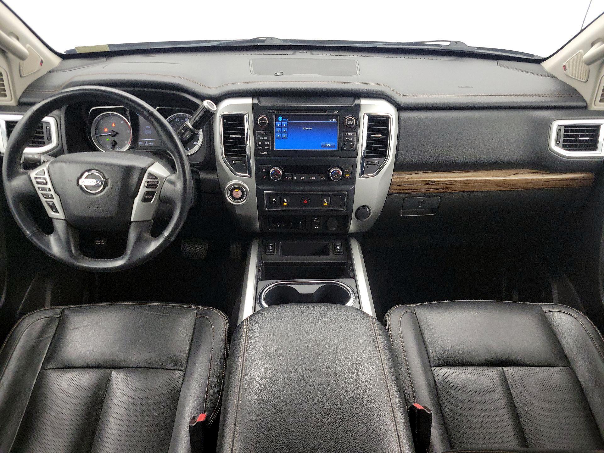 Thumbnail: 2016 Nissan Titan - 9