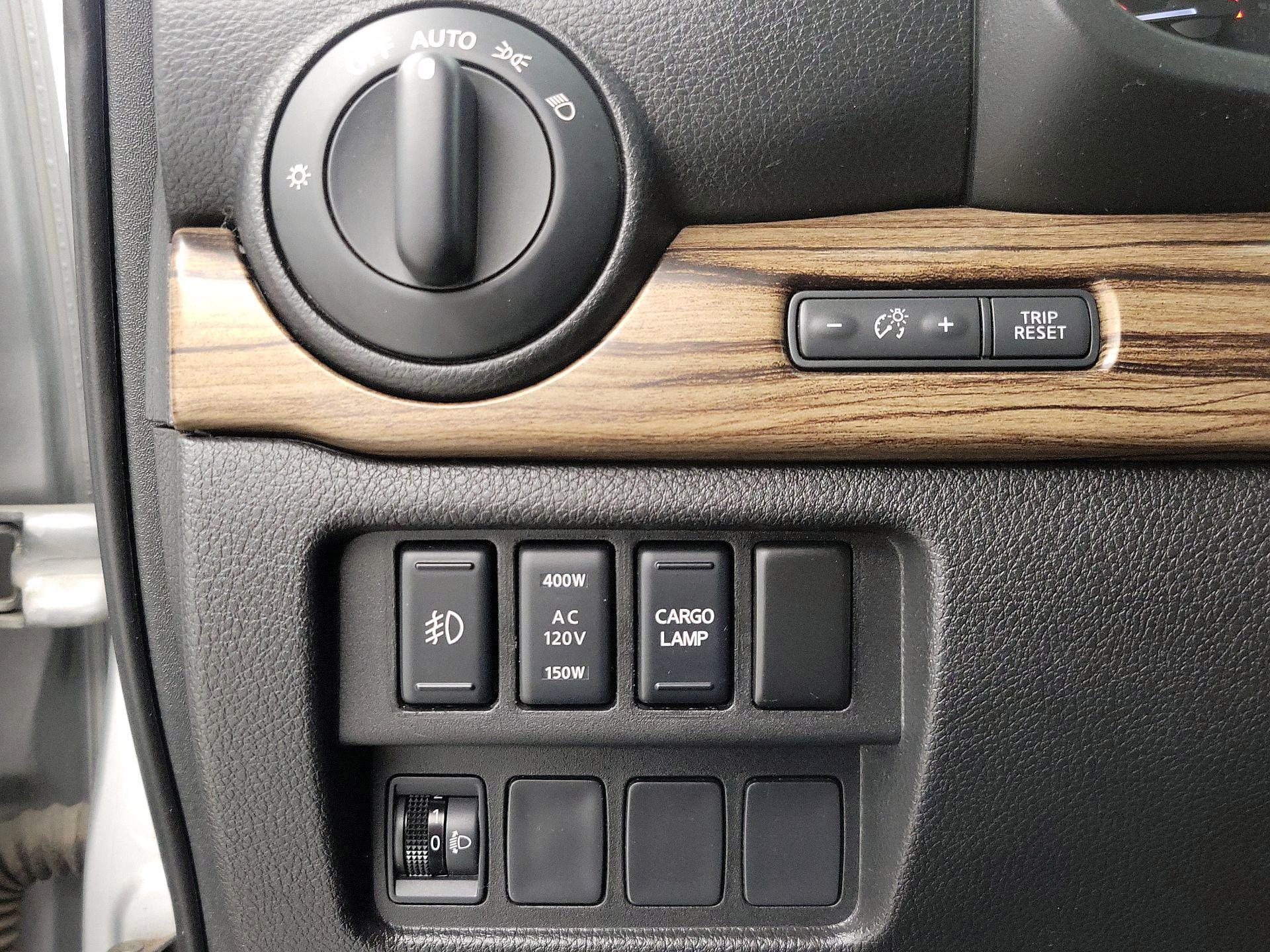 Thumbnail: 2016 Nissan Titan - 13