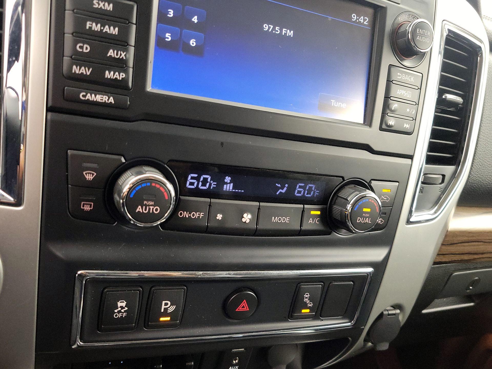 Thumbnail: 2016 Nissan Titan - 17