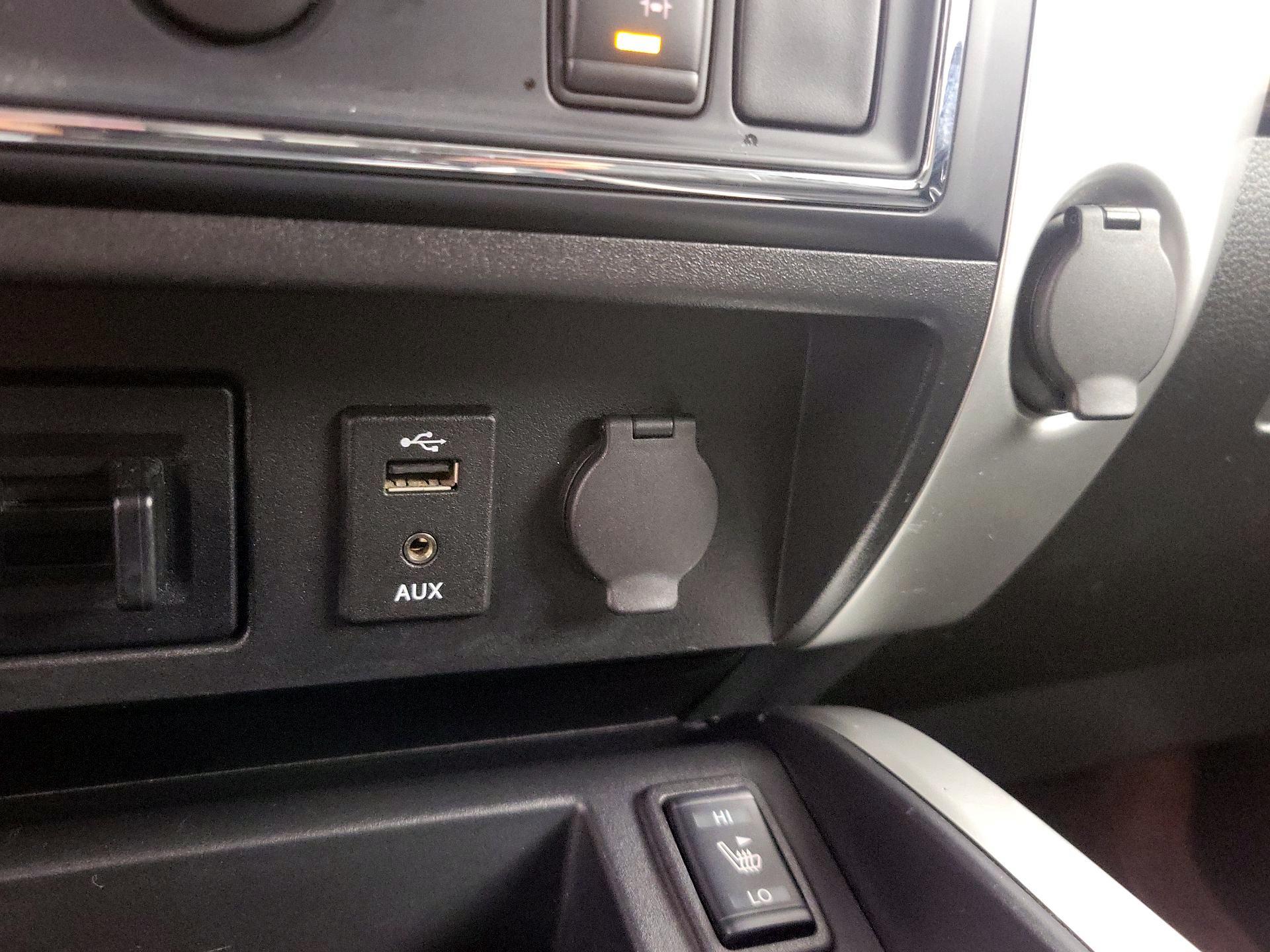 Thumbnail: 2016 Nissan Titan - 19