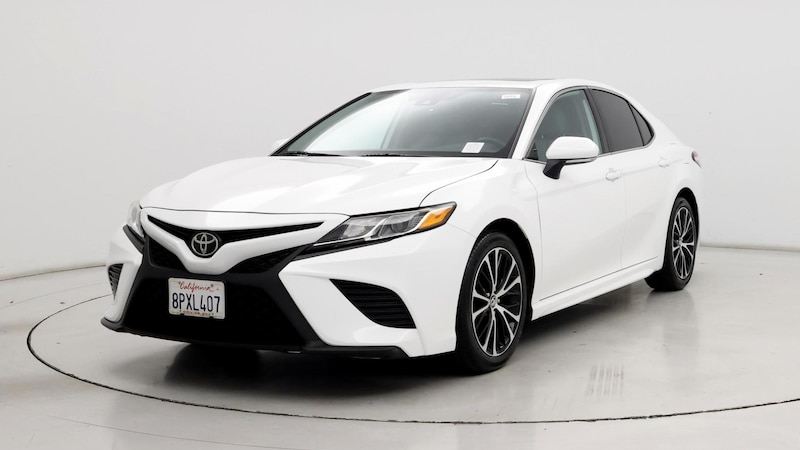 2020 Toyota Camry SE 4