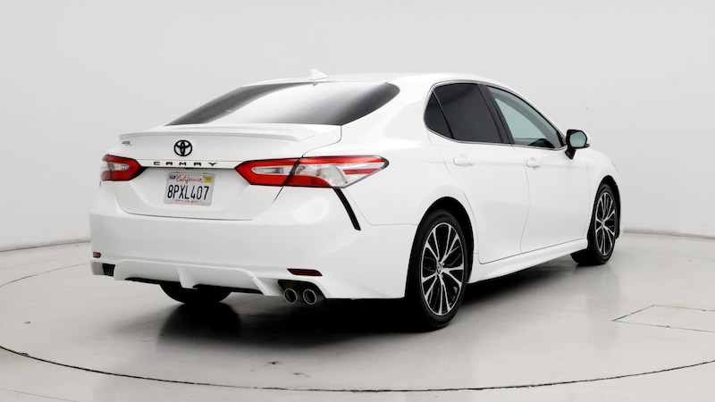 2020 Toyota Camry SE 8