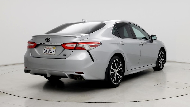 2019 Toyota Camry SE 8