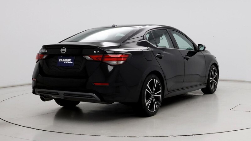 2022 Nissan Sentra SR 8