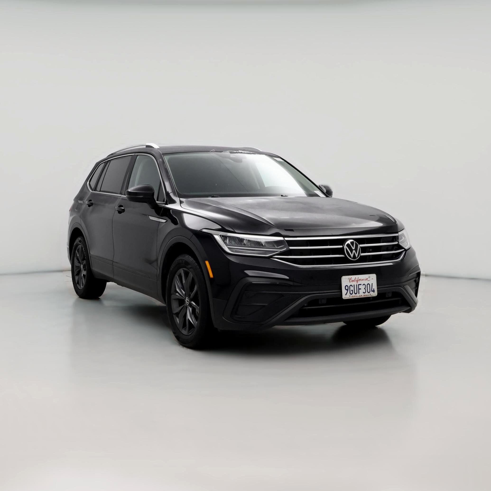 Thumbnail: 2022 Volkswagen Tiguan - 1