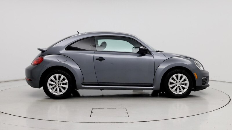 2017 Volkswagen Beetle S 7