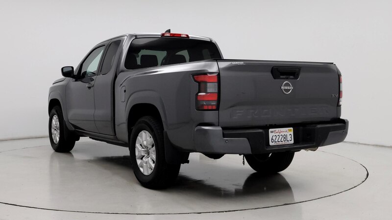 2022 Nissan Frontier SV 2