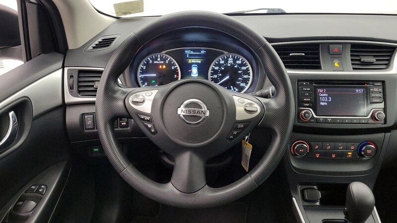 2018 Nissan Sentra S 10
