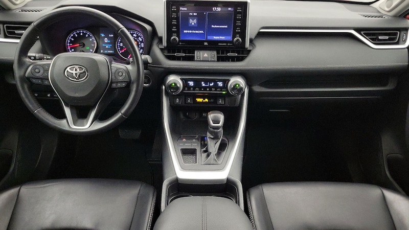 2019 Toyota RAV4 XLE Premium 9