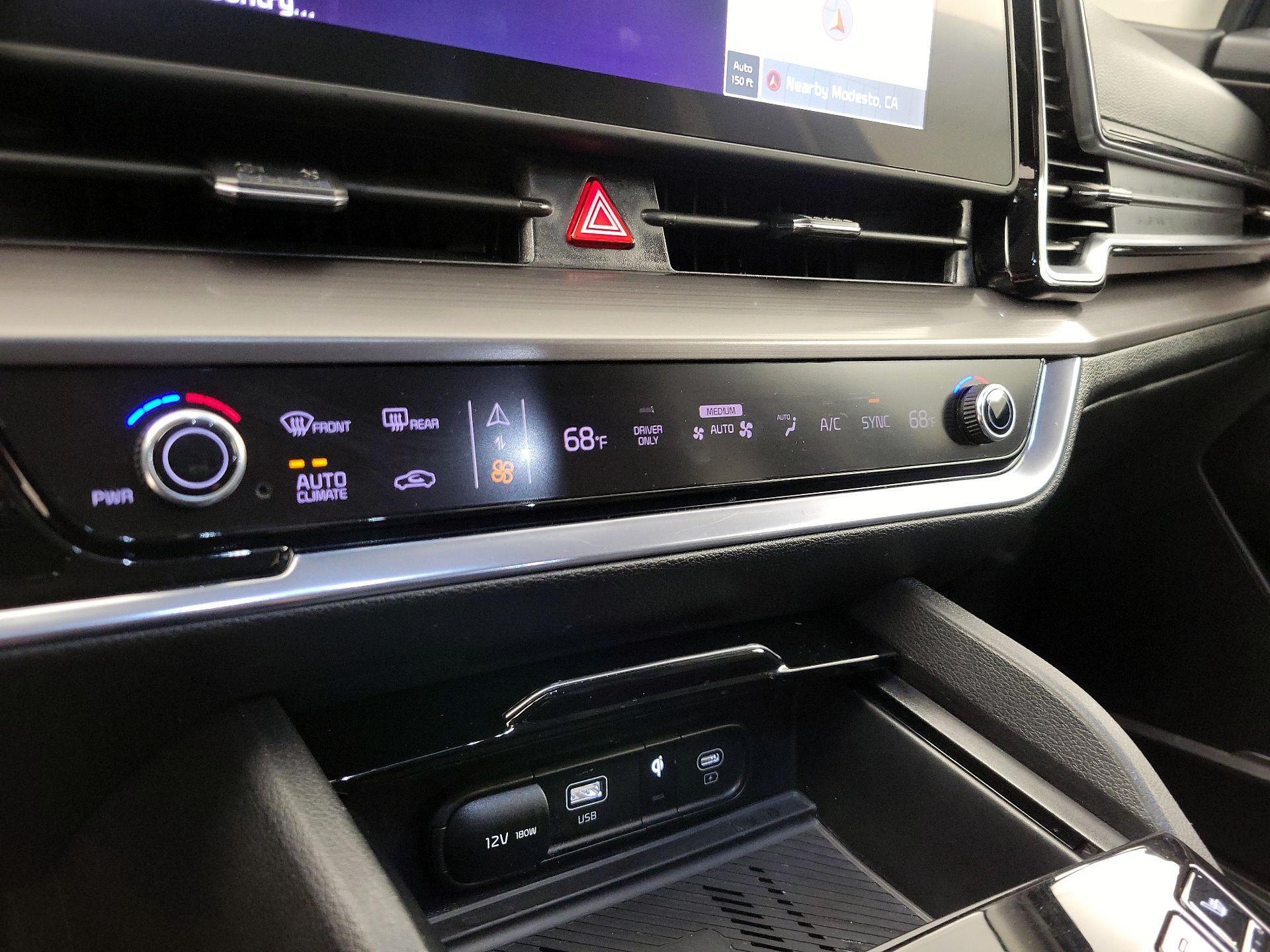 Thumbnail: 2023 Kia Sportage - 17