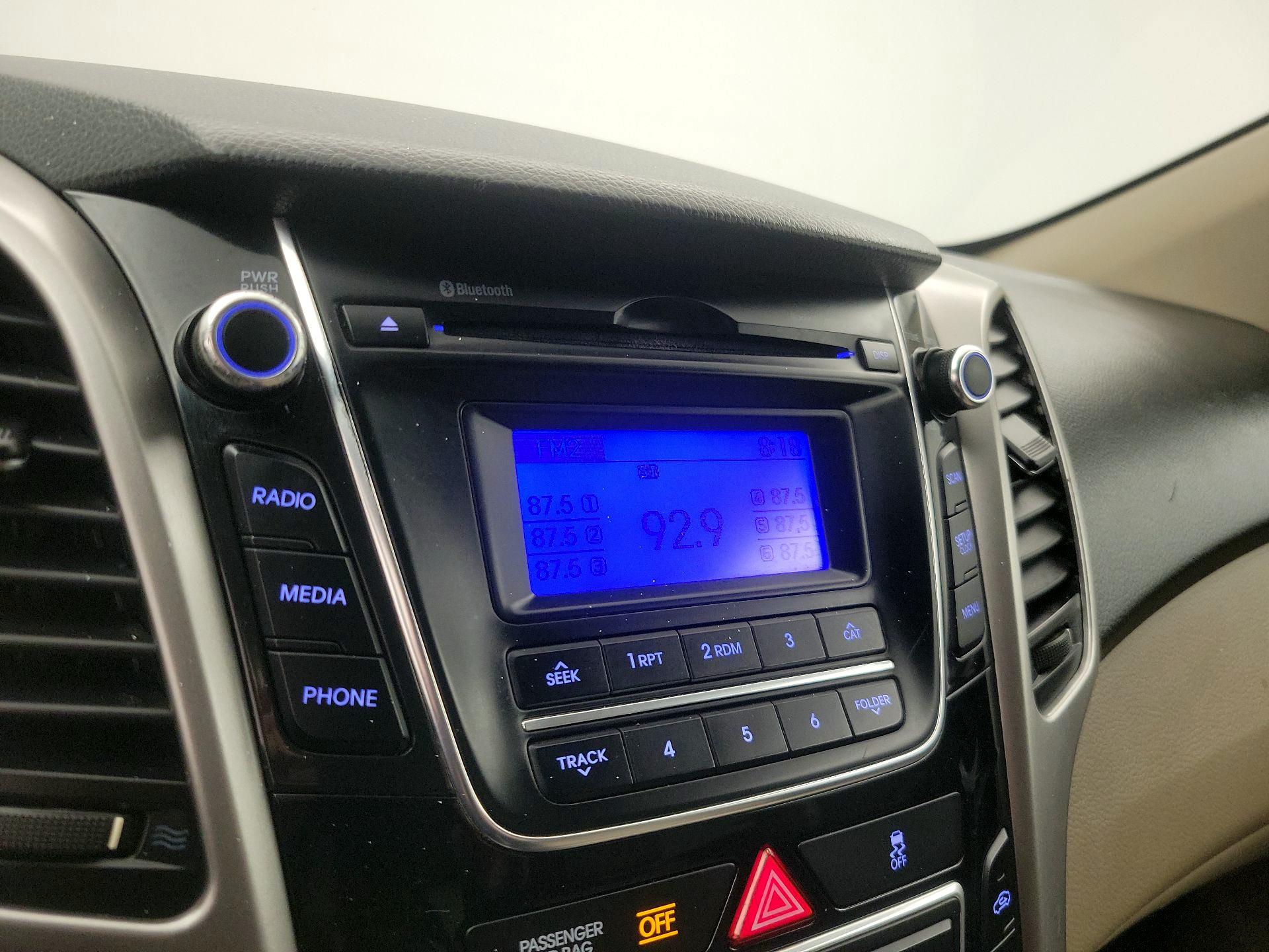 Thumbnail: 2013 Hyundai Elantra - 14