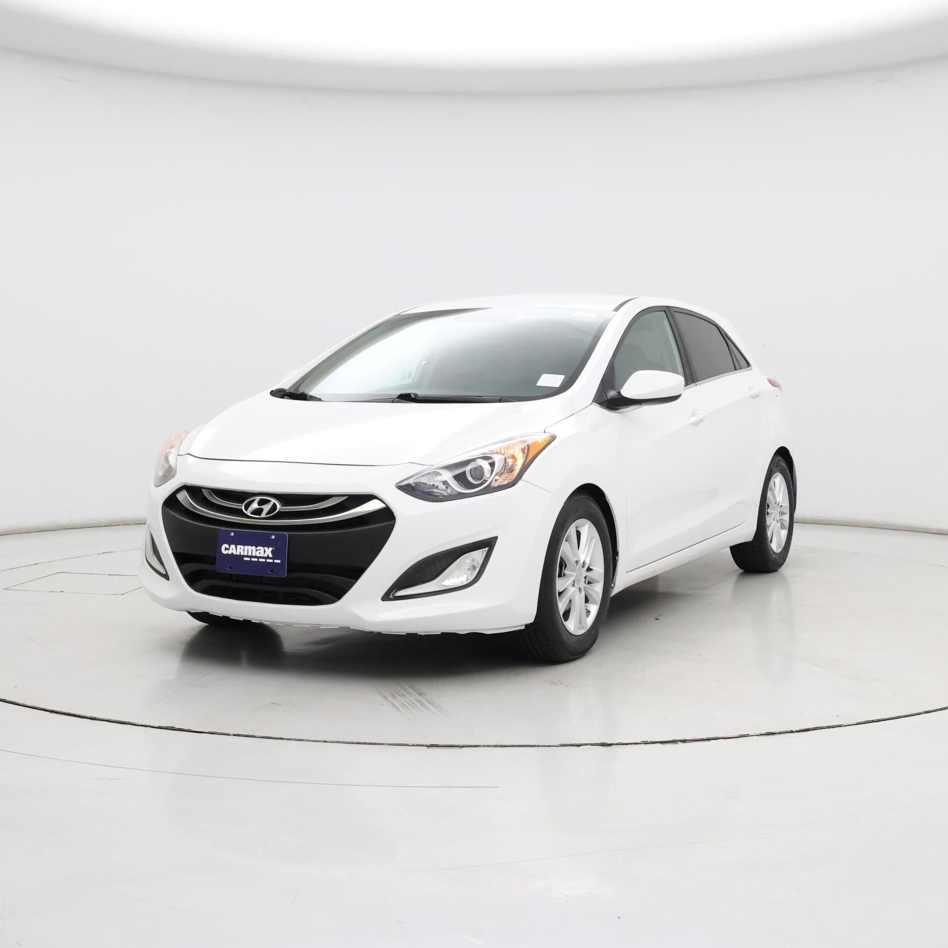 Thumbnail: 2013 Hyundai Elantra - 4