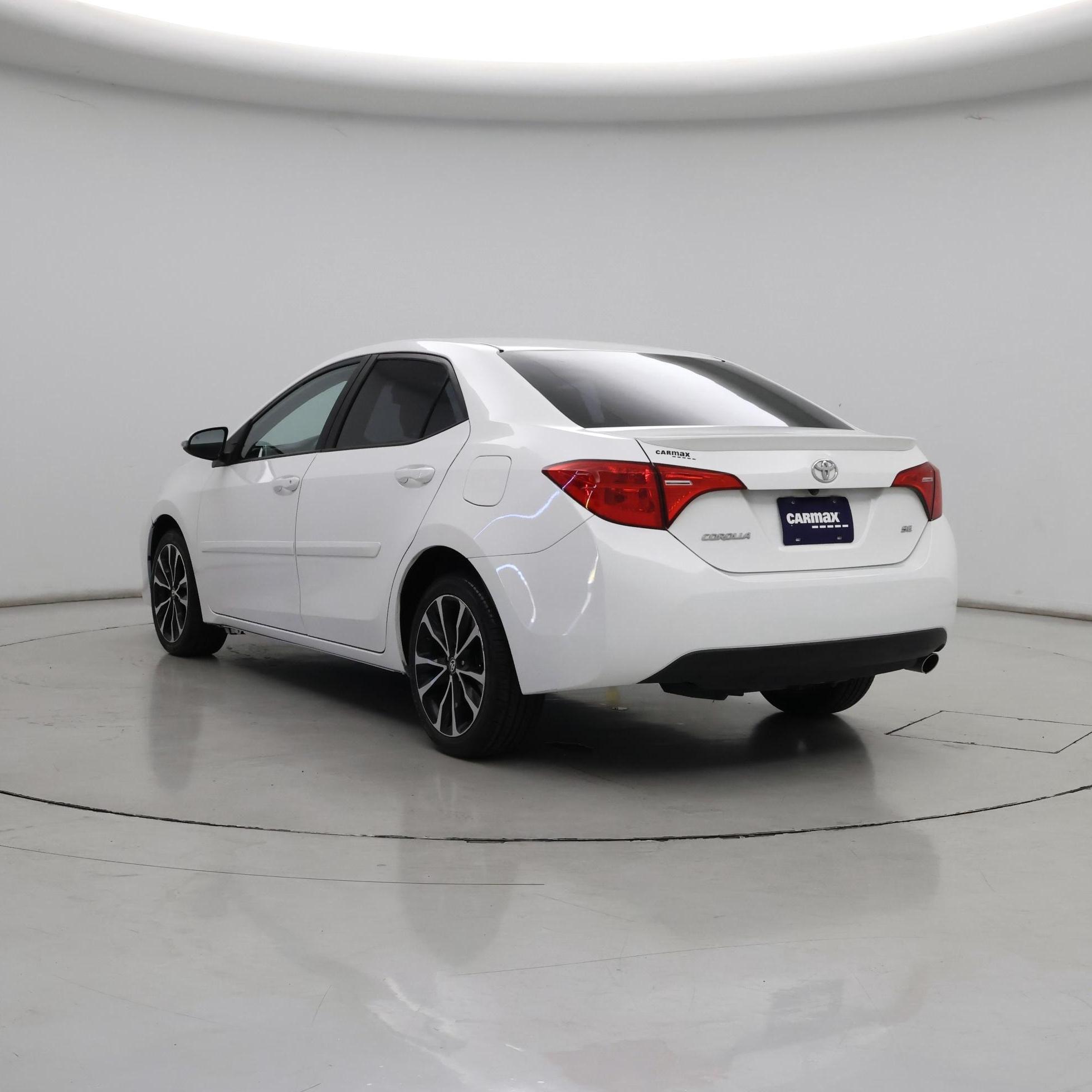 Thumbnail: 2017 Toyota Corolla - 2