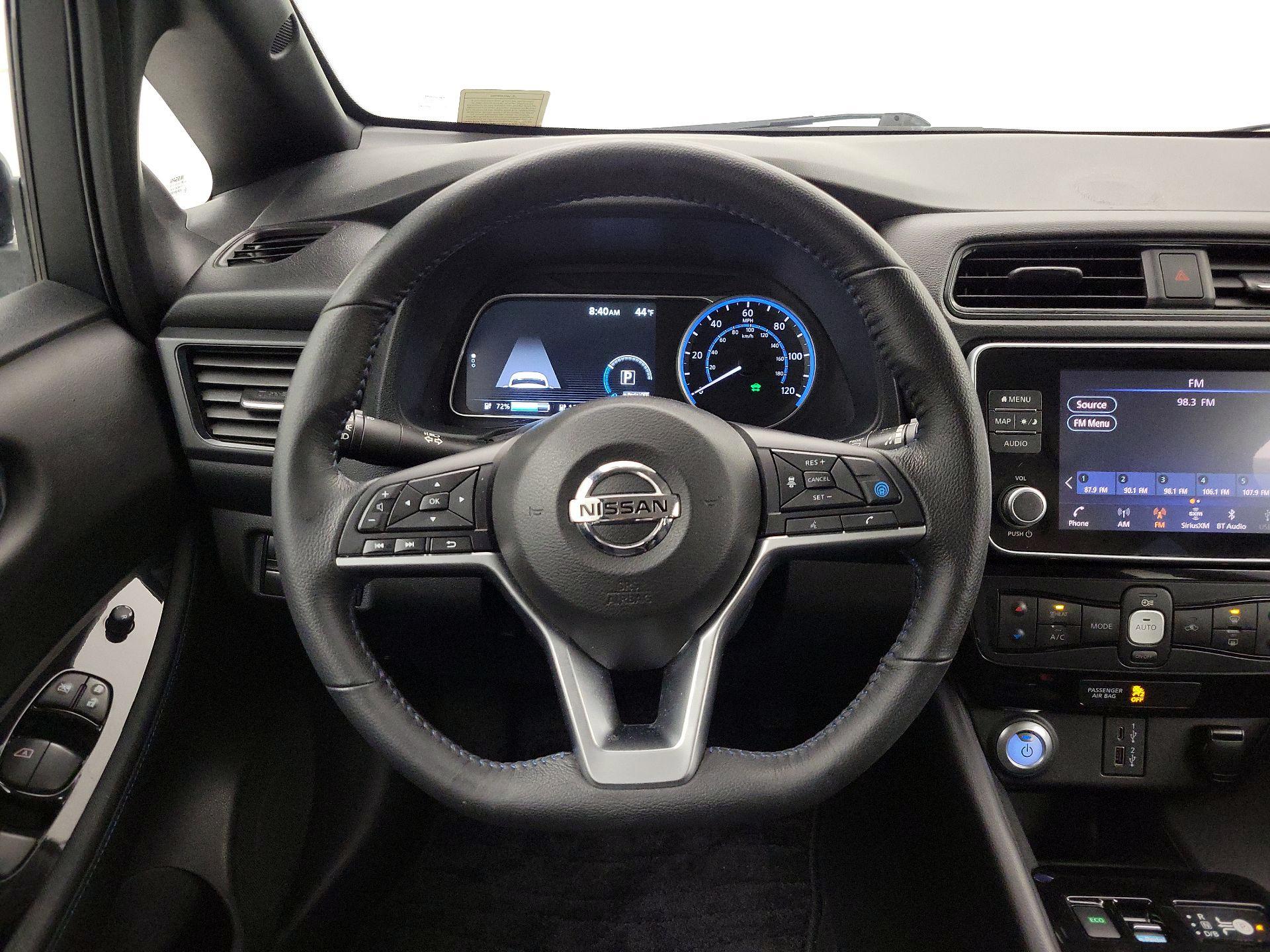 Thumbnail: 2020 Nissan Leaf - 10