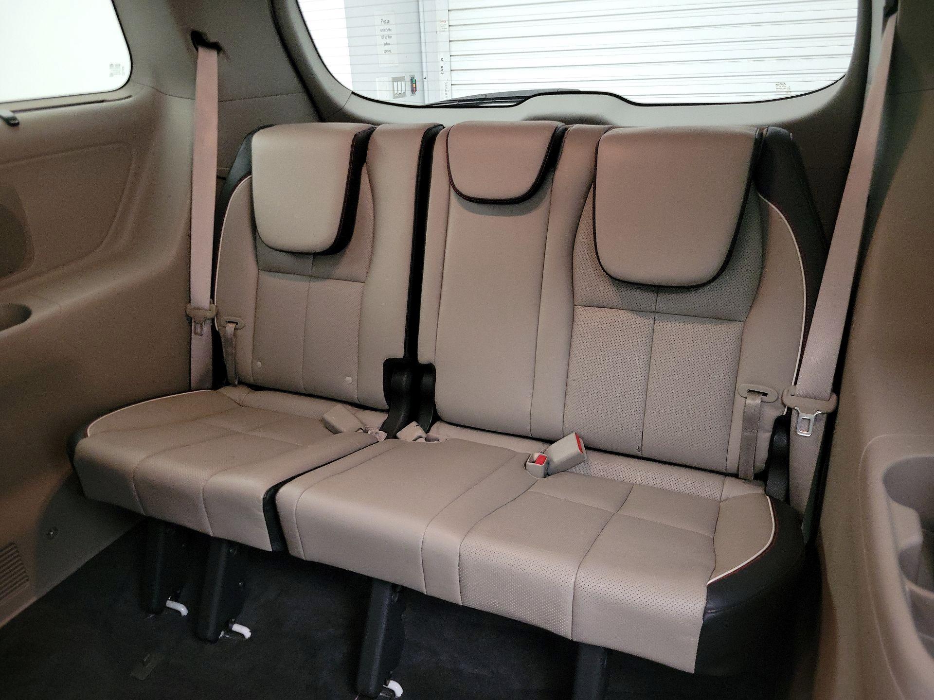 Thumbnail: 2019 Kia Sedona - 20