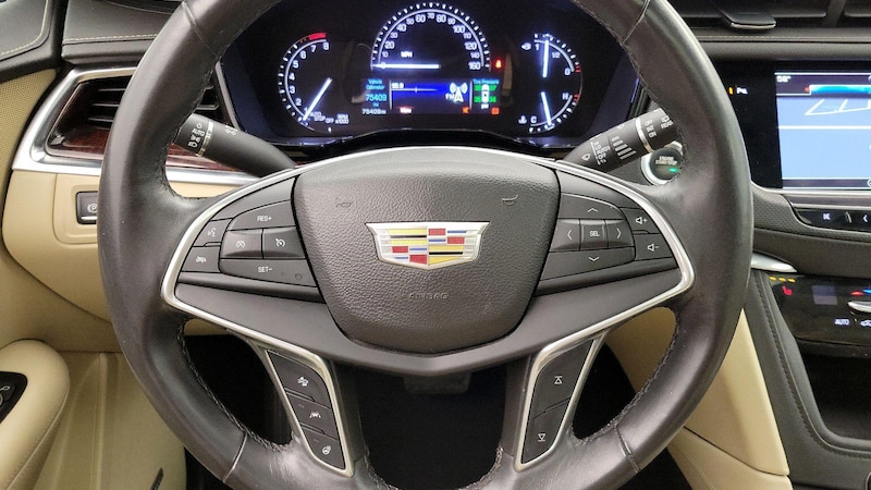 2017 Cadillac XT5 Luxury 10