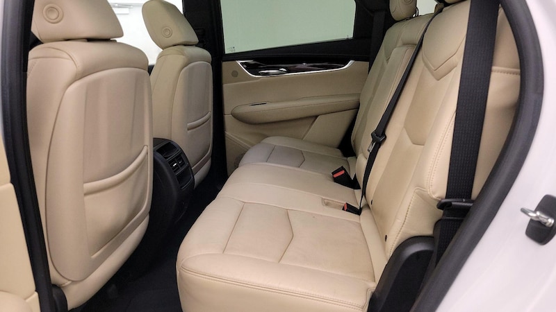 2017 Cadillac XT5 Luxury 21