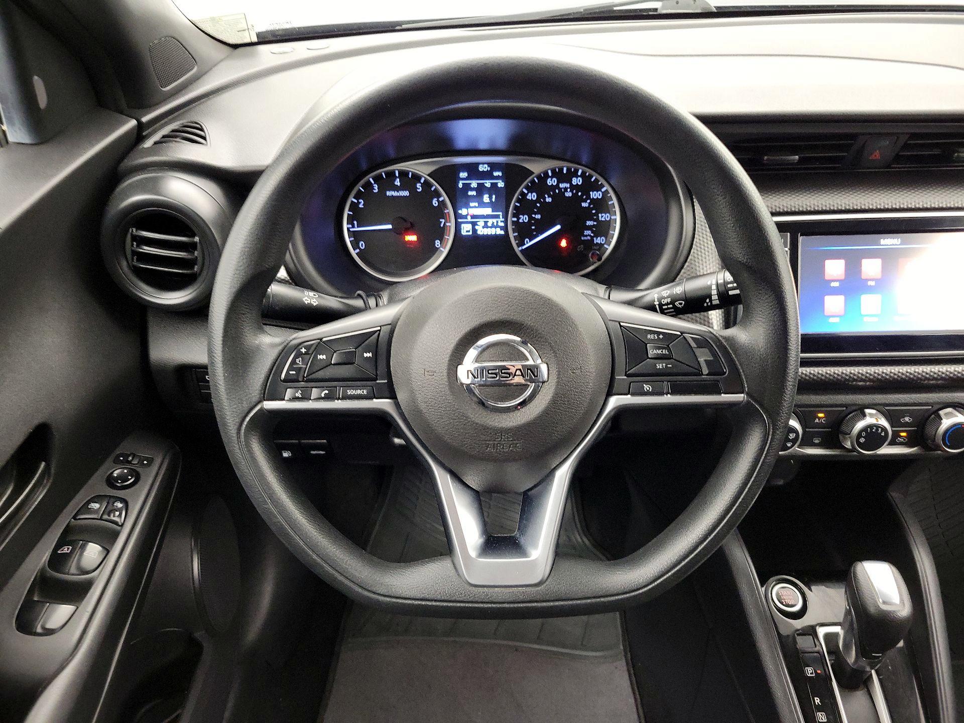 Thumbnail: 2020 Nissan Kicks - 10