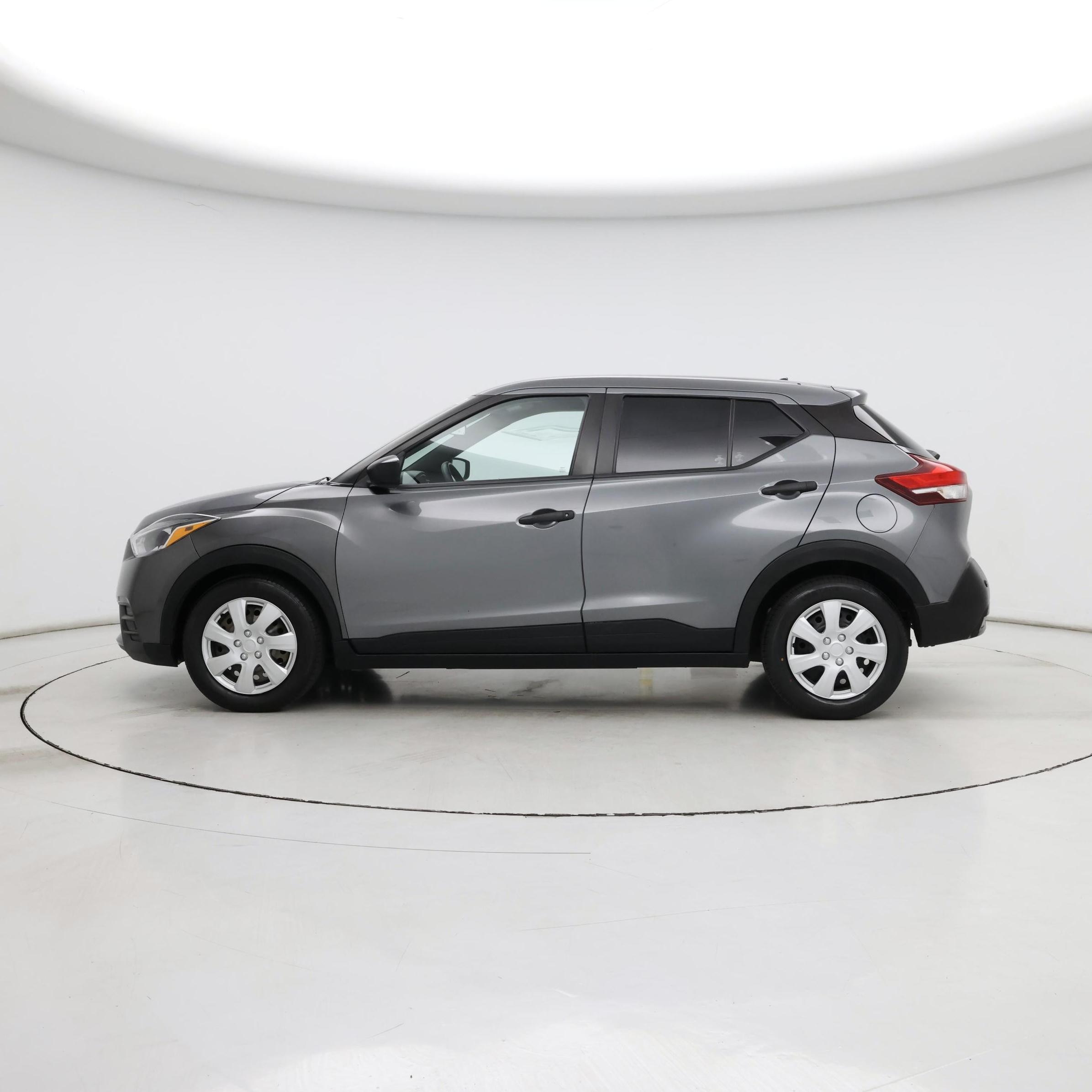 Thumbnail: 2020 Nissan Kicks - 3
