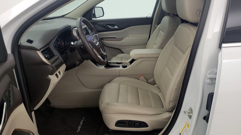 2017 GMC Acadia Denali 11