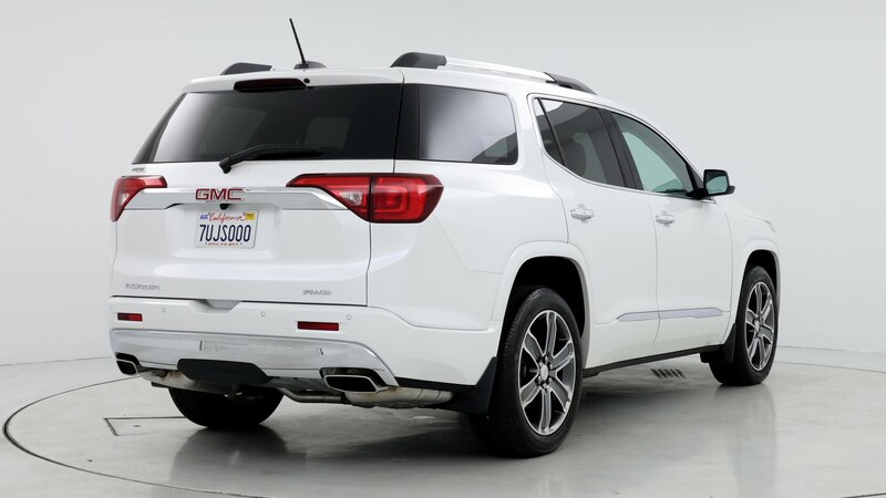 2017 GMC Acadia Denali 8