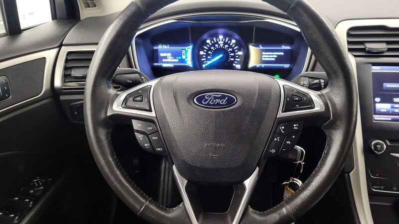 2014 Ford Fusion SE 10