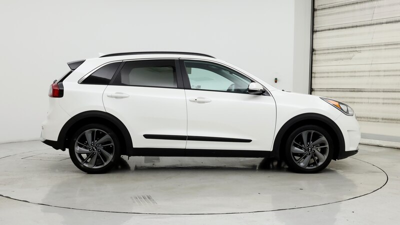 2017 Kia Niro EX 7