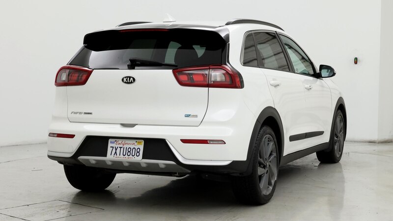 2017 Kia Niro EX 8