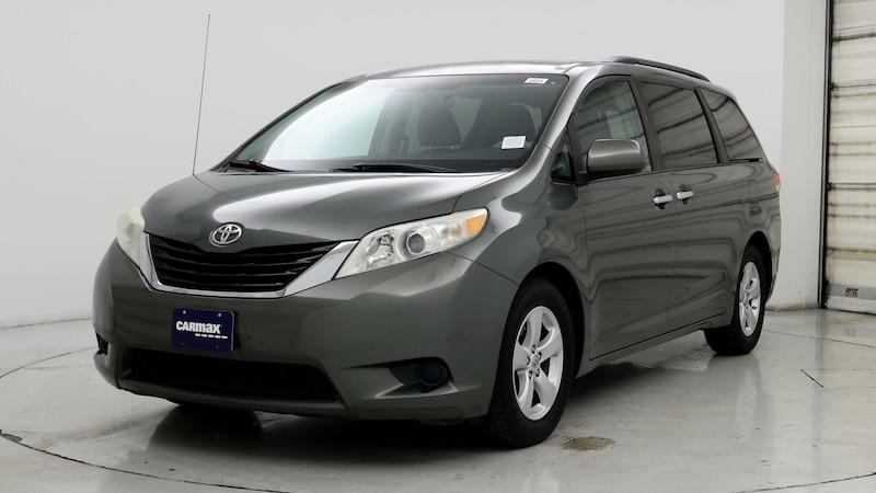 2014 Toyota Sienna LE 4