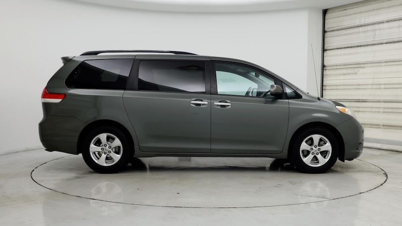 2014 Toyota Sienna LE 7