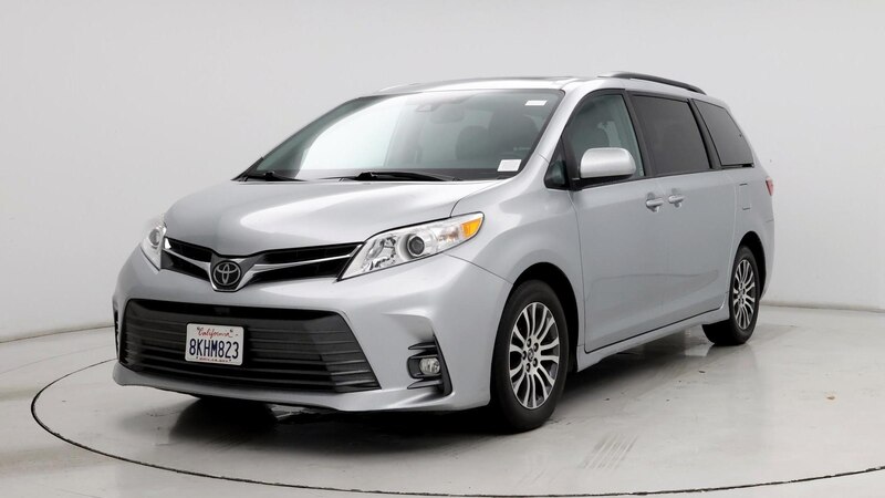 2019 Toyota Sienna XLE 4