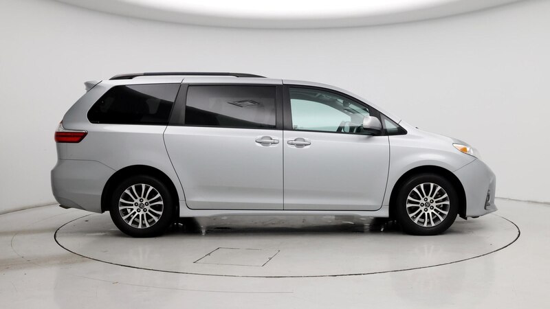 2019 Toyota Sienna XLE 7