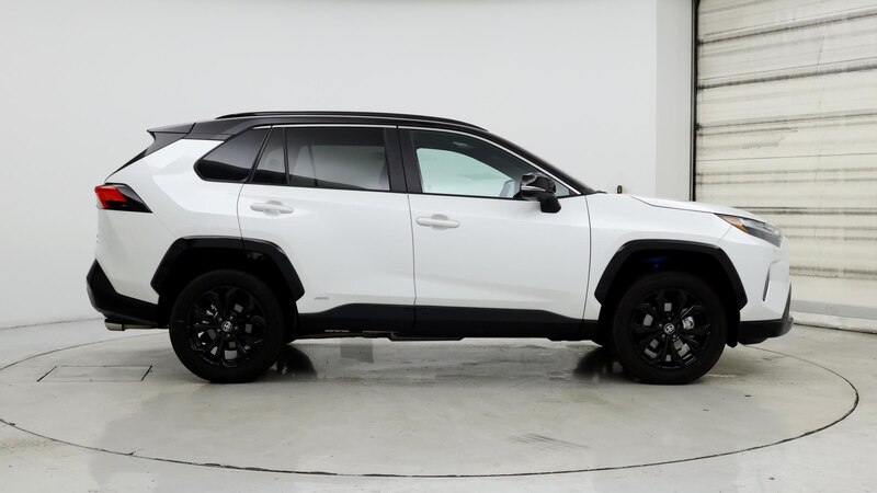 2024 Toyota RAV4 XSE 7