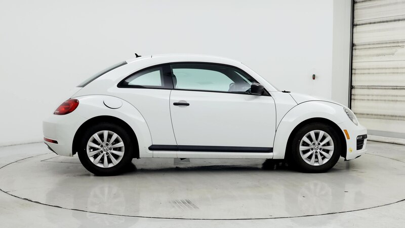 2017 Volkswagen Beetle S 7