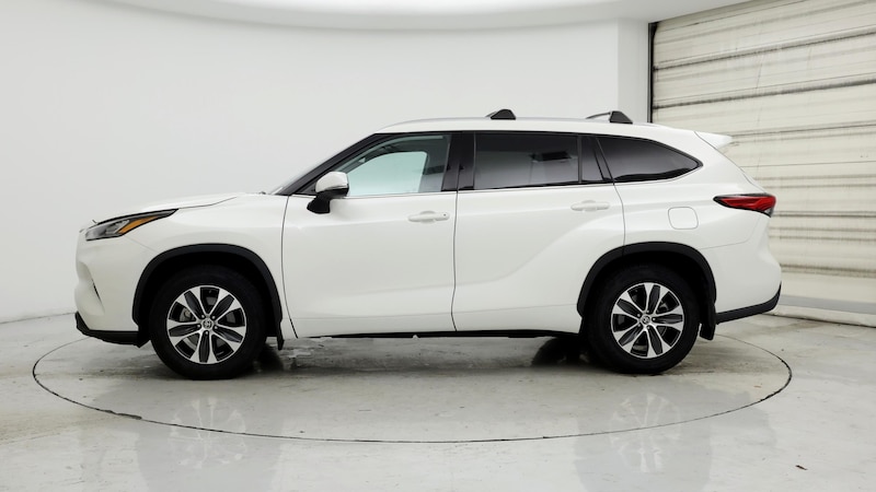 2020 Toyota Highlander XLE 3