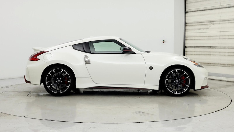 2018 Nissan Z NISMO 7