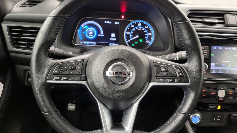 2019 Nissan Leaf SV 10