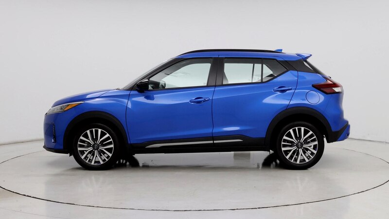 2024 Nissan Kicks SR 3