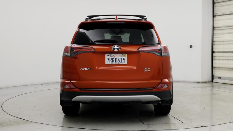 2016 Toyota RAV4 XLE 6