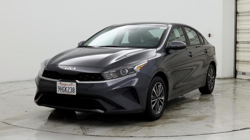 2023 Kia Forte LXS 4