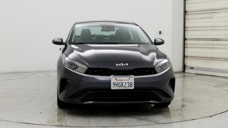 2023 Kia Forte LXS 5