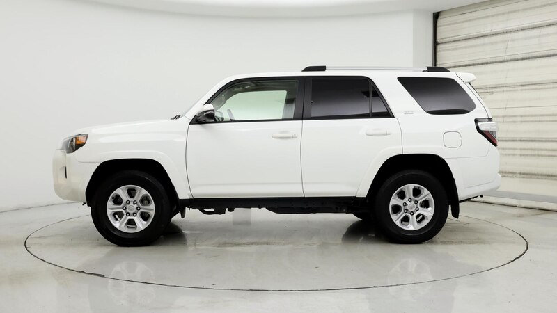 2022 Toyota 4Runner SR5 3