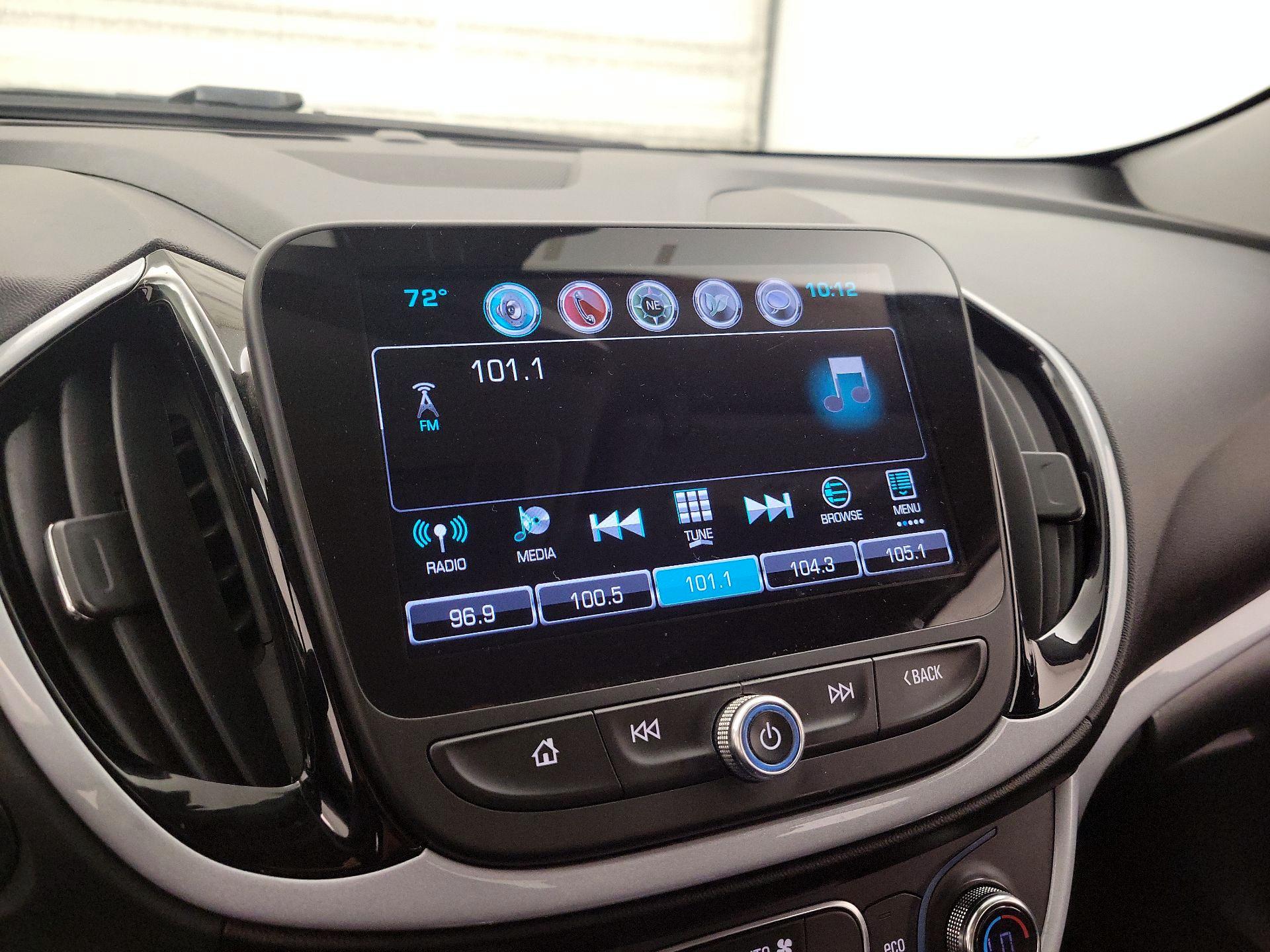Thumbnail: 2017 Chevrolet Volt - 15