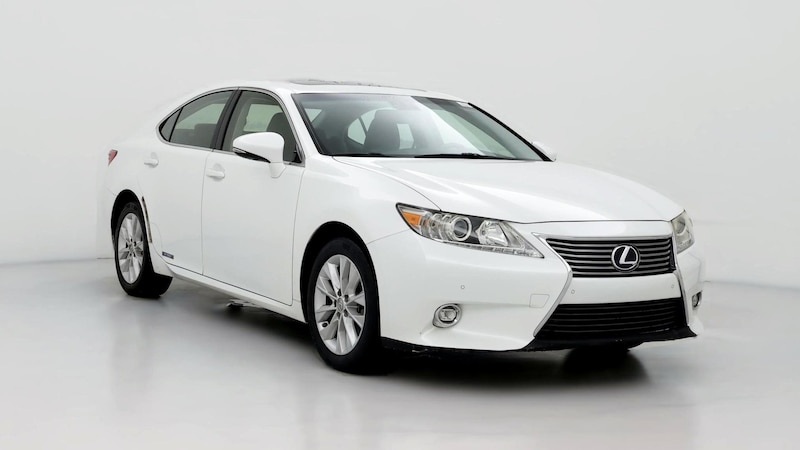 2015 Lexus ES Hybrid 300h Hero Image